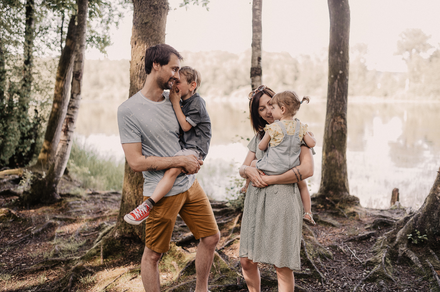 séance famille au lac des vieilles forges
