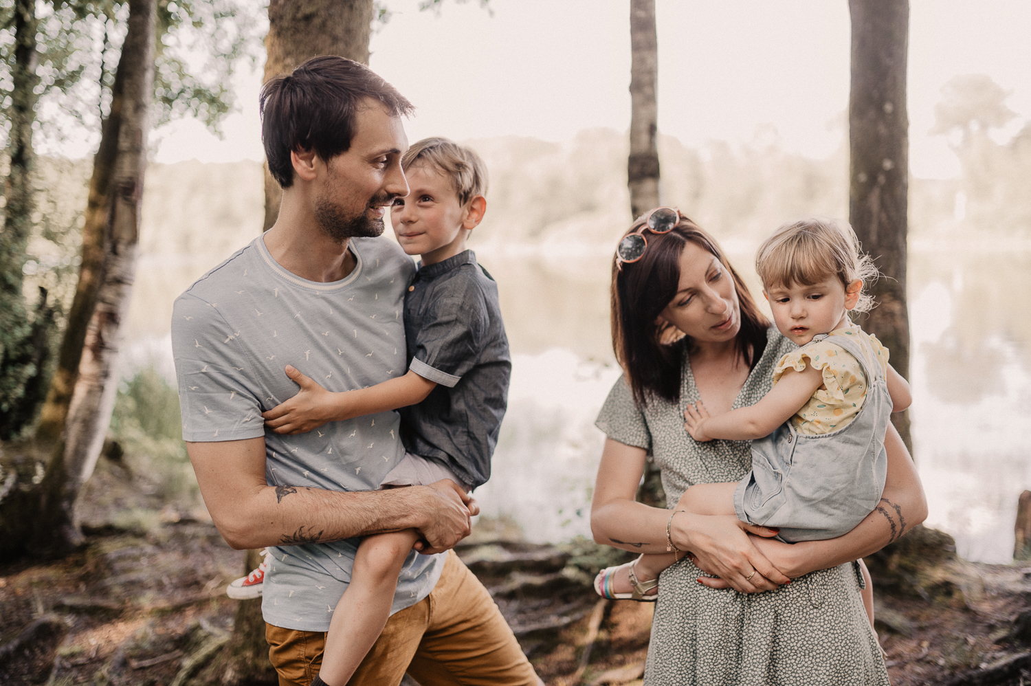 séance famille au lac des vieilles forges